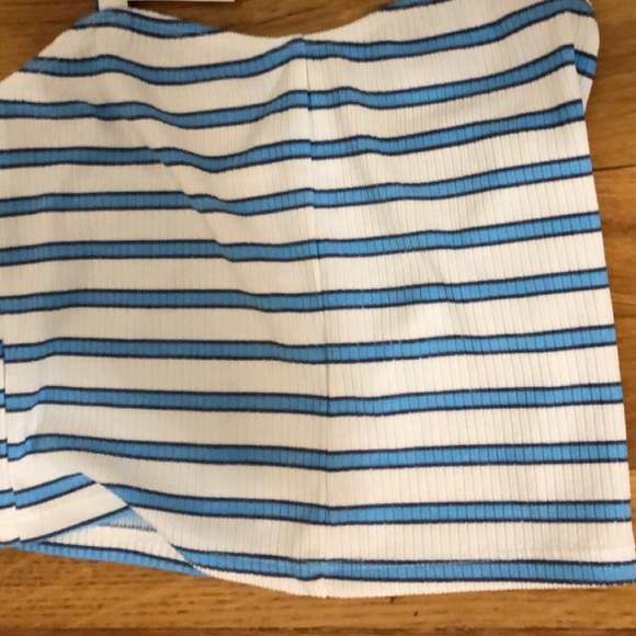 Tie crop top from Pacsun - Picture 2 of 2